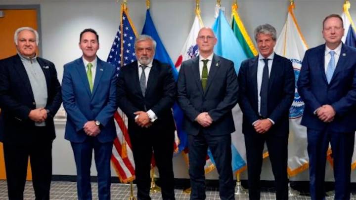 Argentina firmó un convenio clave con EE.UU. para optimizar la Aduana