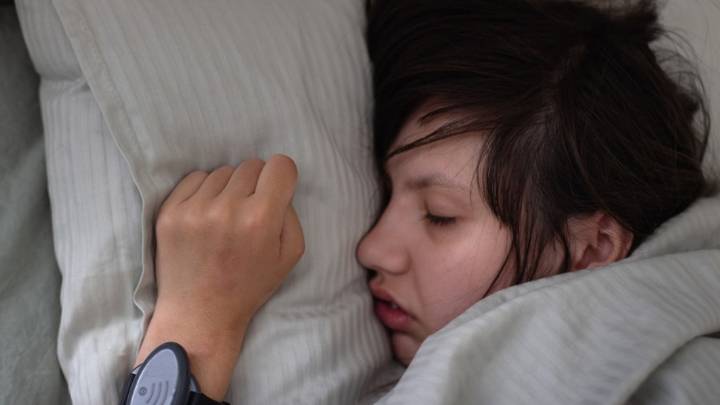 Revelan por qué el cerebro “se desconecta” cuando estás agotado