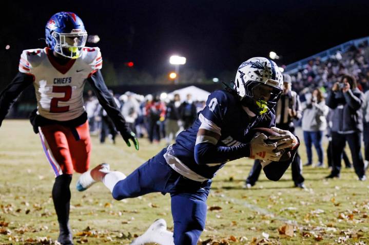 High school scoreboard: Top-seeded Green Run defeats Deep Creek, advances to region semifinals