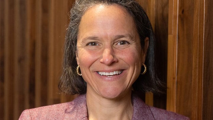 Phillips Exeter Academy names Jennifer Karlen Elliott as 17th principal
