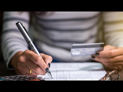 Americans debt hits a new record high. Here are tips to pay it off.