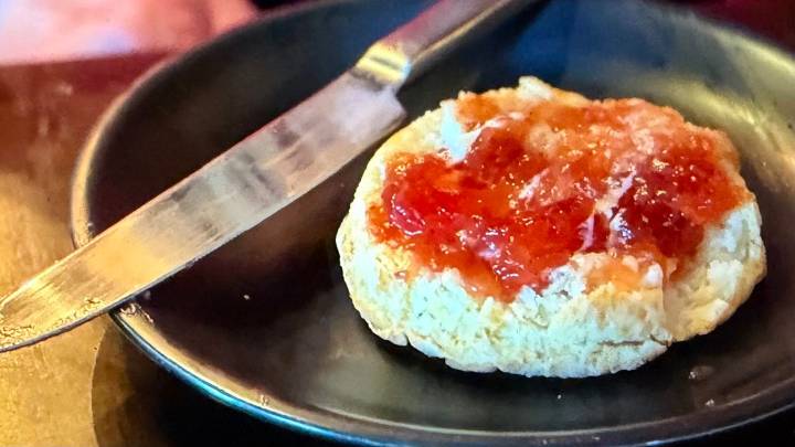 At Uptown Eats in St. Petersburg with biscuits in the oven