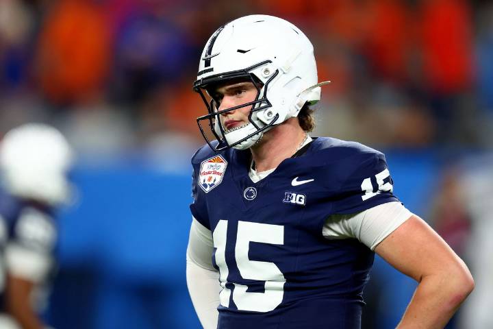 PSU QB Coach Does Damage Control for Drew Allar After Shifting His Locker Room Duties Drew Allar gets the rightful words of validation from the Penn State assistant coach after his new role gets defin