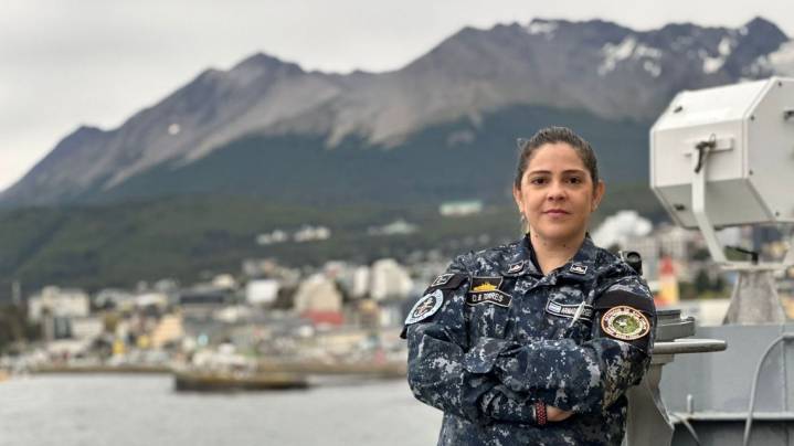 De Mantilla al Atlántico: la correntina que fue jefa de Sanidad en el destructor ARA “La Argentina” durante el ejercicio UNITAS