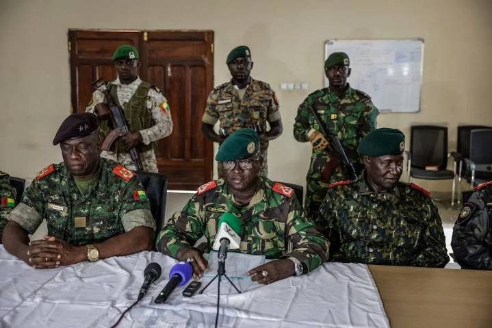 Ejército da golpe de Estado en Guinea-Bissau y detiene al presidente