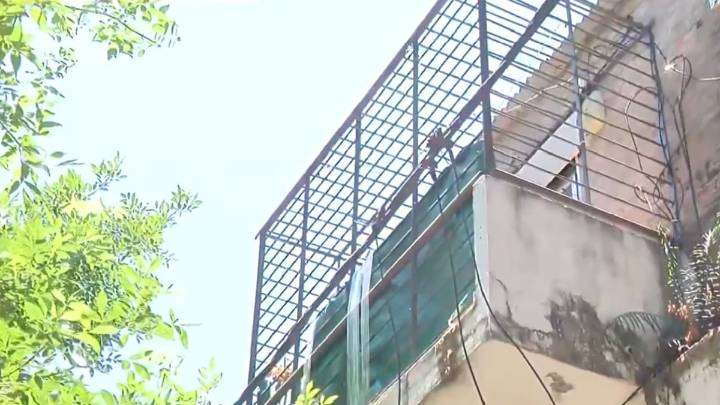 Echesortu: rescatan a un nene de 4 años que estaba solo y encerrado en el balcón, sin ningún adulto