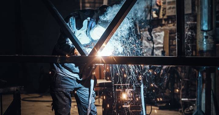 HSBC Initiates Coverage On Metals: Check Target Price For Tata Steel, Hindalco, Coal India And More