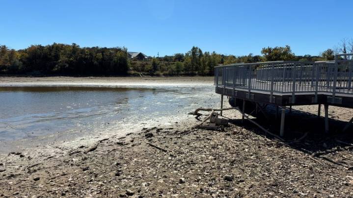 Leander lake that mysteriously drained sees water levels drop further despite recent rain