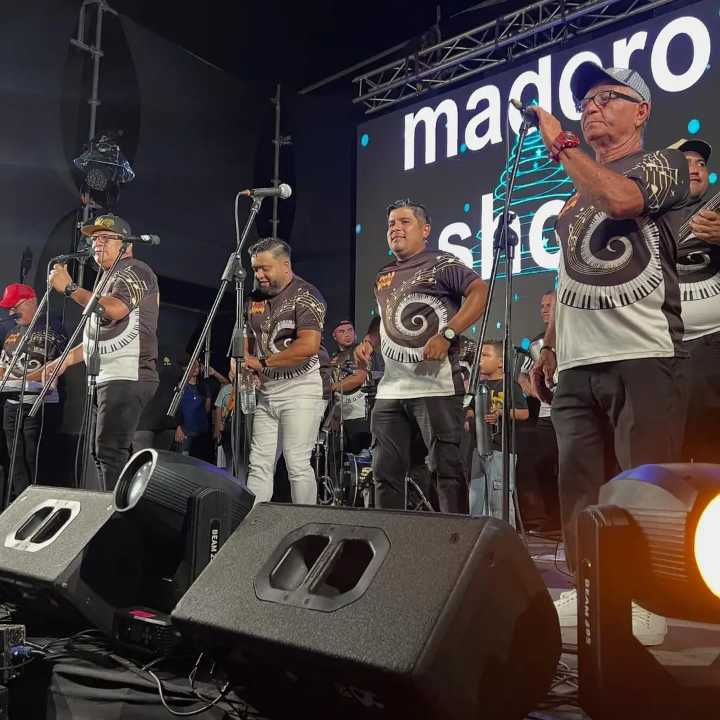 ¡A disfrutar! Artistas en concierto Hoy en la Plaza Bolívar de la Curva de Molina