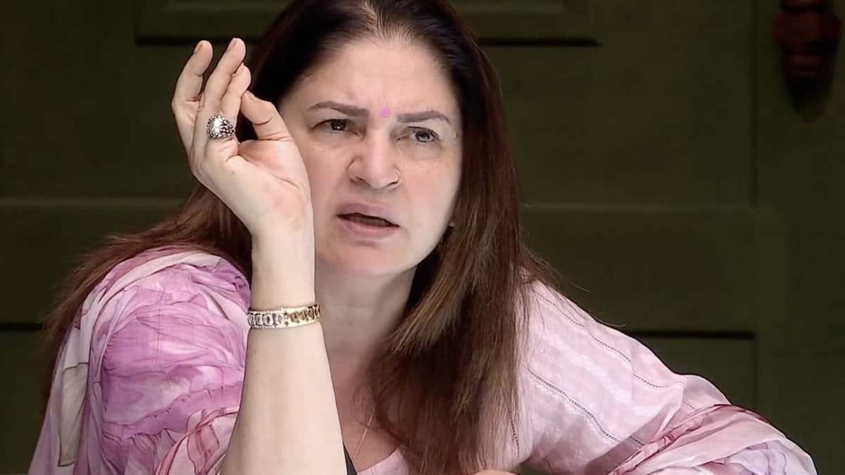 Kunickaa Sadanand exits Bigg Boss 19 house; show gets top 8 list