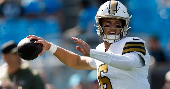 Saints QB Tyler Shough showed off his arm on a deep touchdown pass to Chris Olave