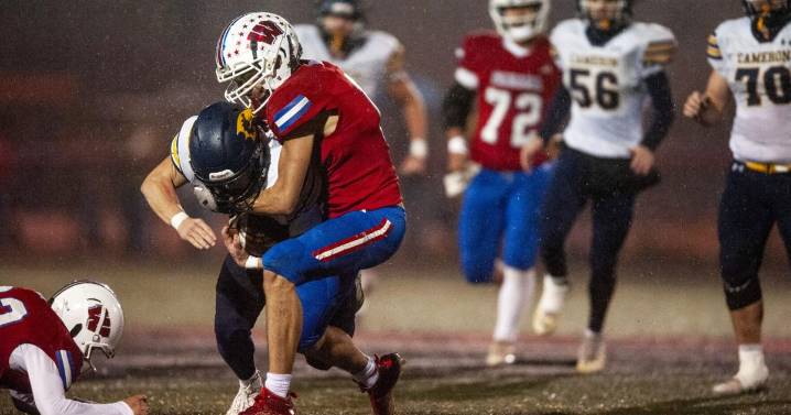 Photos: 2025 high school football in the Kanawha Metro region, playoffs week 2