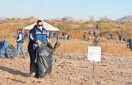 Sacan voluntarios 600 t de basura del río Sacramento