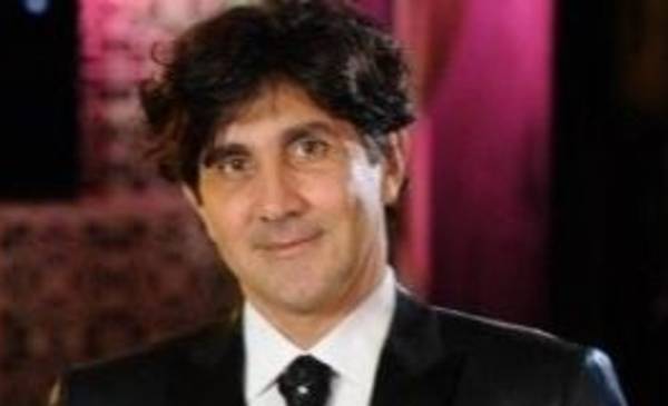 El ex de Karen Reichardt figura como receptor de un giro de Fred Machado de 230 mil USD