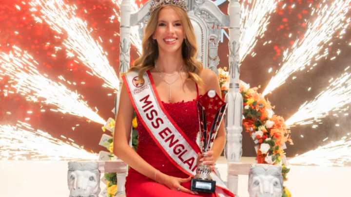 Un certamen de belleza en Inglaterra tiene a su primera ganadora abiertamente lesbiana