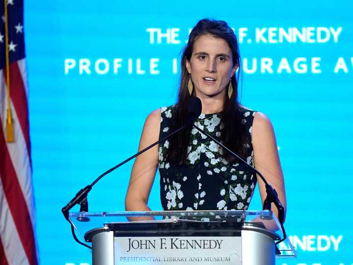 La nieta de John F. Kennedy reveló que padece un cáncer terminal: se enteró el mismo día que nació su segundo hijo