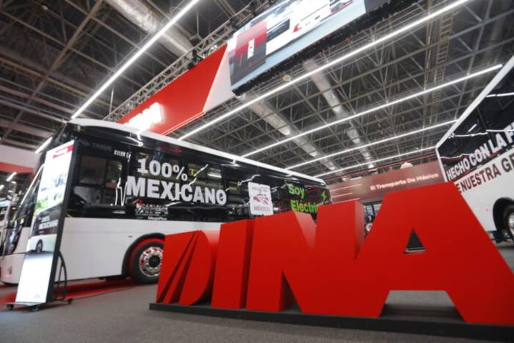 Presentan en Jalisco a Taruk, primer autobús eléctrico fabricado totalmente en México