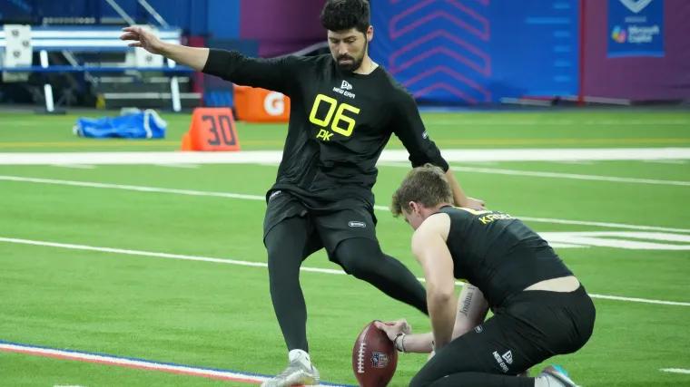 Giants sign another kicker, their 4th on the roster right now