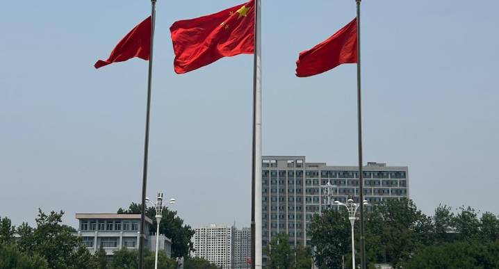 La actividad industrial y el consumo en China siguieron ralentizándose en octubre l China