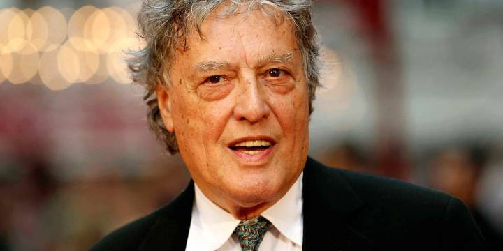 Tom Stoppard, sparkling playwright who won an Oscar for ‘Shakespeare In Love,’ dies at 88