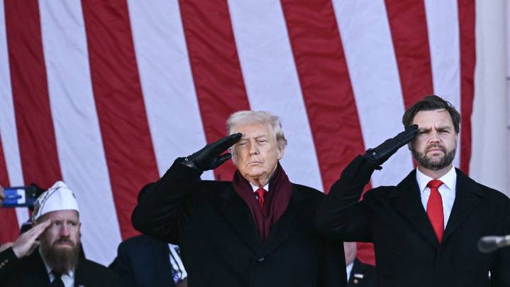 Trump slams "politically correct" politics in Veterans Day speech