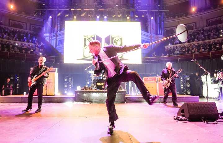 Legendary rock band to go on tour next year without founding member