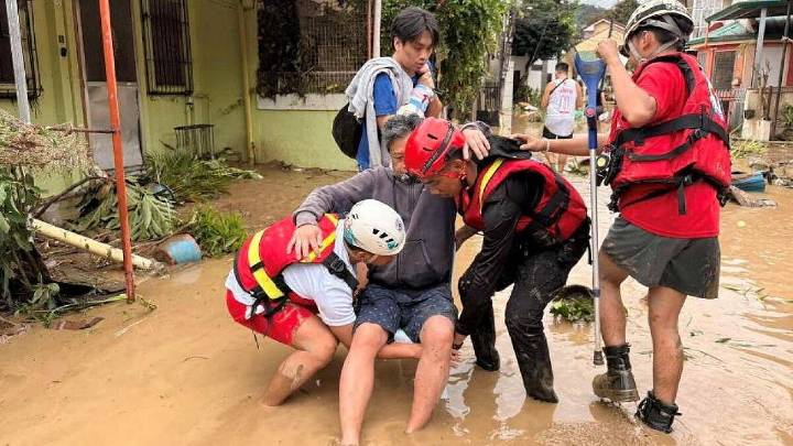 Death toll from Philippines typhoon at 39 in Cebu