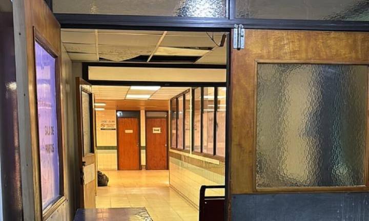 Trasladan al Hospital Penna a la mujer que atacó a su familia con un palo de amasar