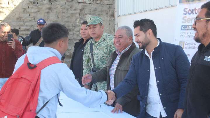Amozoc lleva a cabo el Sorteo del Servicio Militar Nacional, Clase 2007 y Remisos