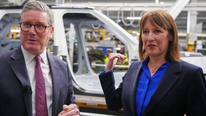 Reeves to boost electric car grant by £1.3bn in Budget