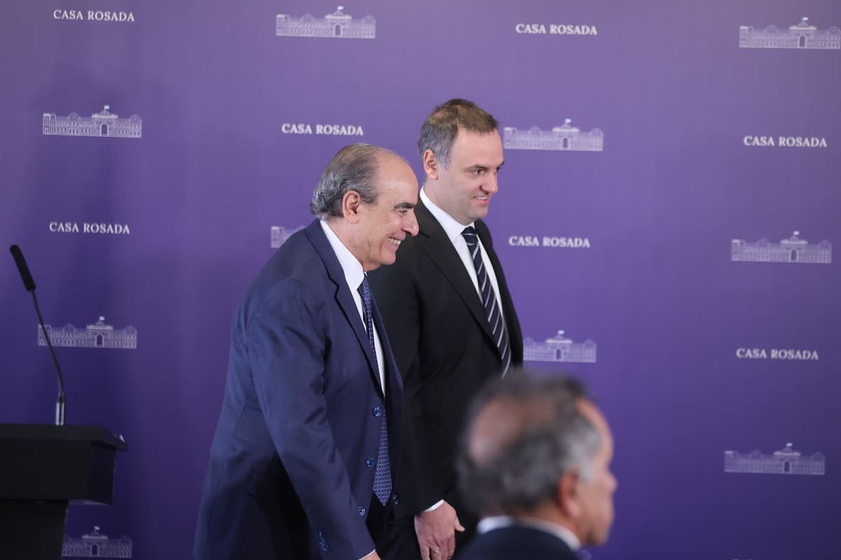 Recambio. Francos renunció a la Jefatura de Gabinete y lo reemplaza Manuel Adorni