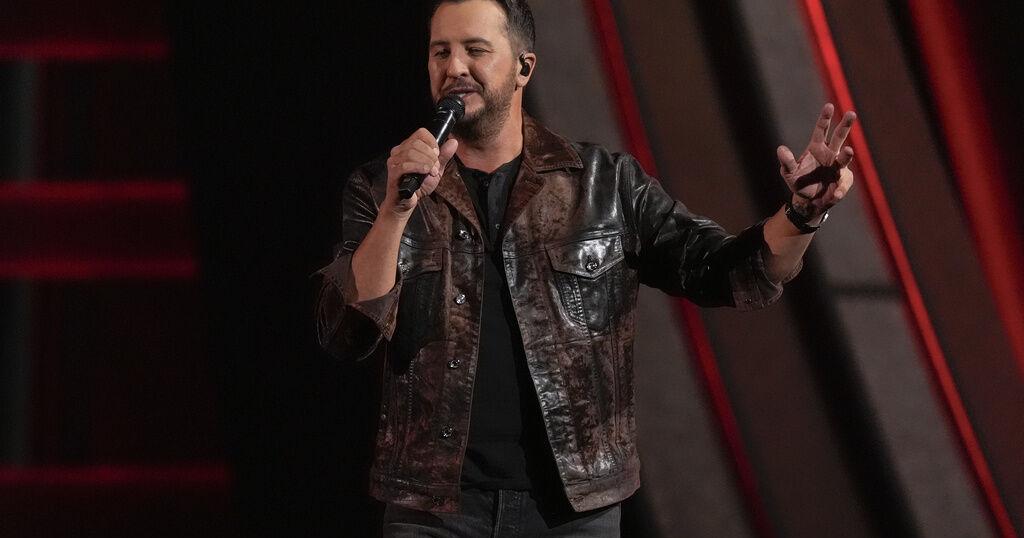 Zach Bryan to headline two-night music festival in Dover 2026