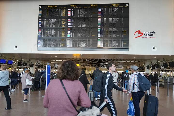 Desviados vuelos en el aeropuerto de Bruselas por nuevos avistamientos de drones