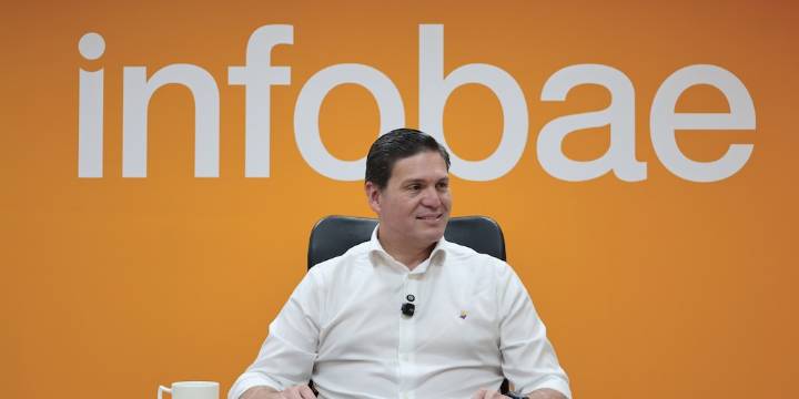 Pinzón Bueno asegura que con él regresa la ‘seguridad democrática’ a Colombia: “Soy el único que trabajó con Uribe”