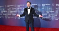 Elon Musk getting $878 billion pay package from Tesla