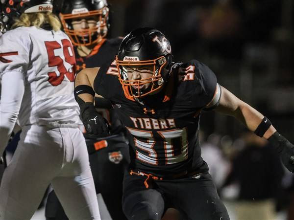 Liberty Center advances to state title game for third straight year after another convincing win