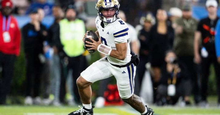 Washington routs UCLA 48-14 behind 4 TDs by Demond Williams Jr.