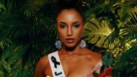 Miss Jamaica está en la UCI tras trágica caída en Miss Universe