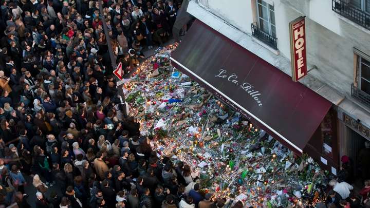 Diez años de Bataclán: Francia conmemora el aniversario de los atentados de París, que dejaron 130 muertos