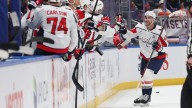 Wilson scores twice, Capitals hold off Islanders for 4th straight win