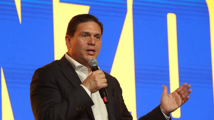 El precandidato presidencial Juan Carlos Pinzón lanzó tentativa propuesta para lograr la unidad de la derecha y la centroderecha en enero