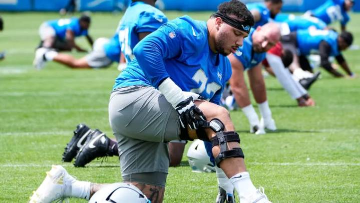 Christian Mahogany injury update: Latest news on Lions guard's status in Week 9 game
