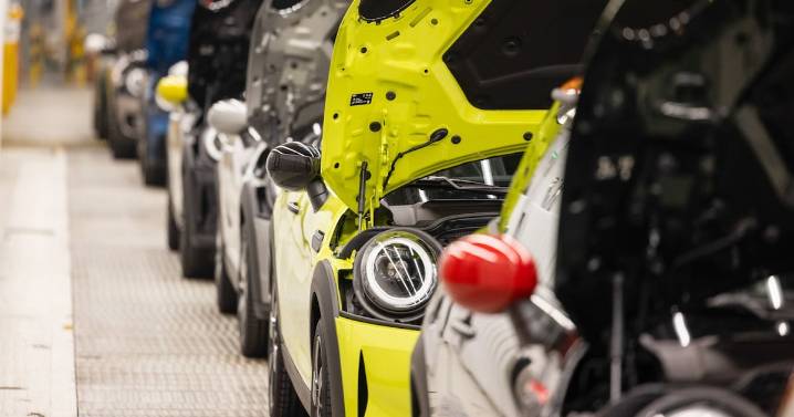 Producción y exportación de autos caen 3.7 y 5.5% en octubre