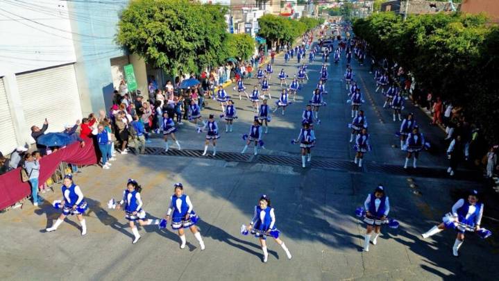 Tula conmemora la Revolución Mexicana con desfile cívico