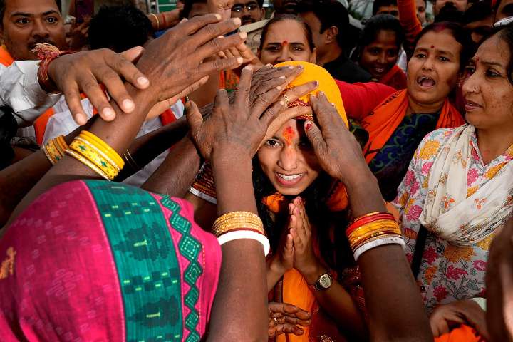 Maithili Thakur Goes Adityanath Style, Proposes Changing Name Of Alinagar To Sitanagar