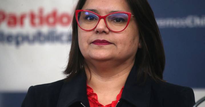 Ruth Hurtado señala que “confía” en el diputado Araya pero que “no van a haber defensas corporativas”