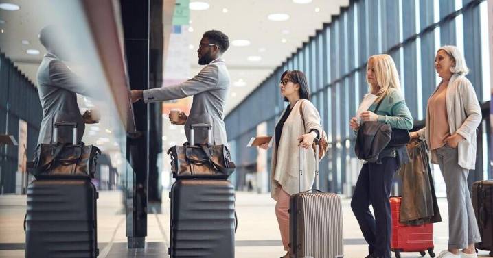 Holiday Rush: The Airports With the Biggest Traffic Surge During the Holiday Season