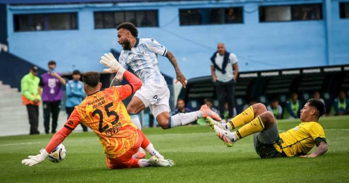 VIDEO. Racing venció a Defensa y Justicia y se mete en la zona de playoff del Torneo Clausura