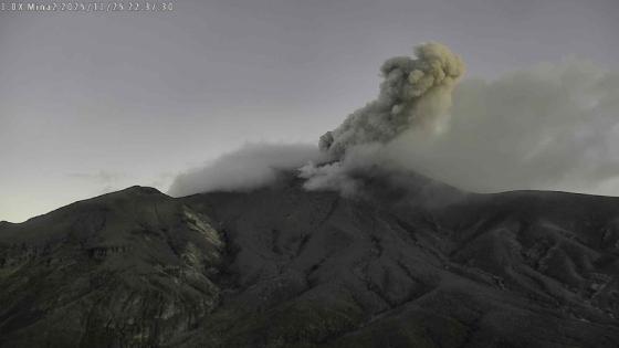 Volcán Puracé emite ceniza y Servicio Geológico mantiene alerta amarilla