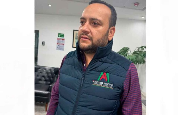 A Martín Solís lo mandó Javier Corral como infiltrado: Medina